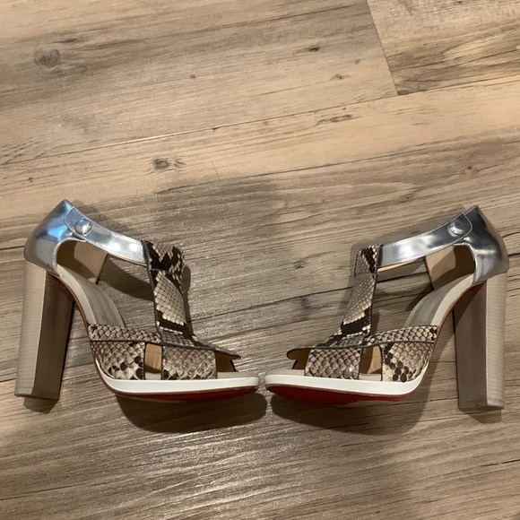 Christian Louboutin size 37 snakeskin chunky heels - Picture 2 of 10